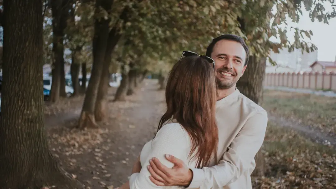 De ce unele iubiri ne țin captivi și devin un cerc vicios