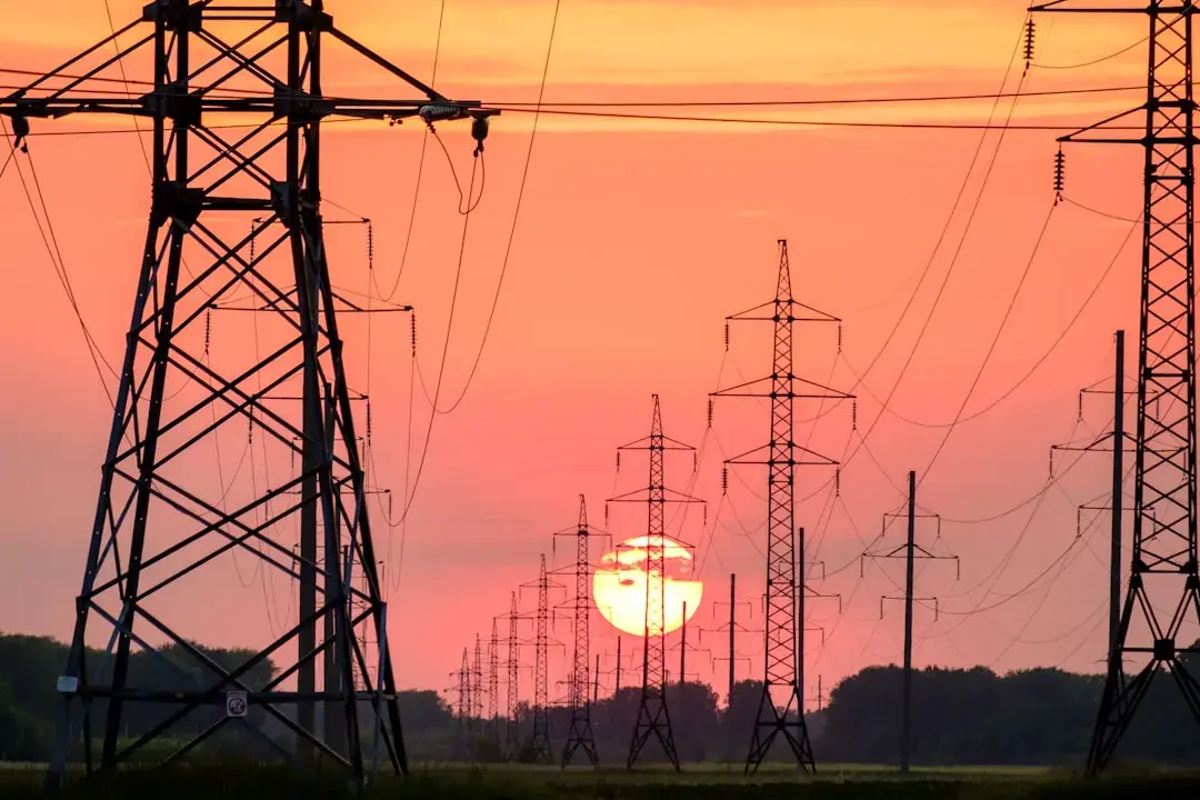 între energie, identitate și pacea declinului