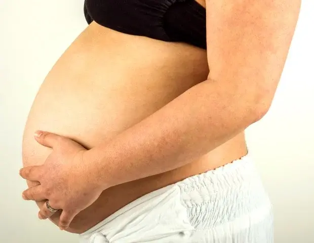 Ceață cerebrală în sarcină: anxietatea și depresia o agravează