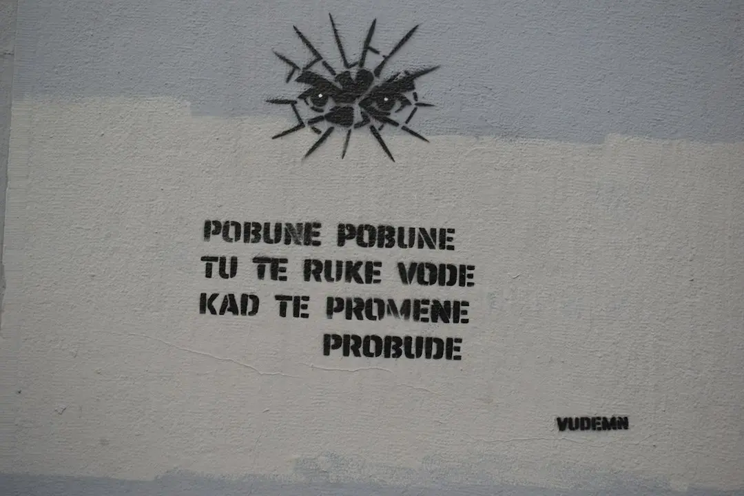 Povara invizibilă: Cum putem sprijini familiile celor care suferă de schizofrenie