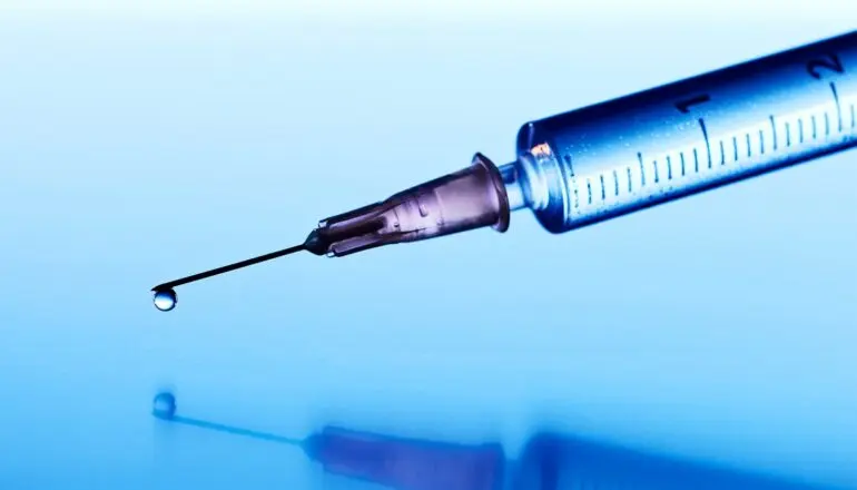 Vaccinarea maternă ar putea proteja nou-născuții de bacterii mortale